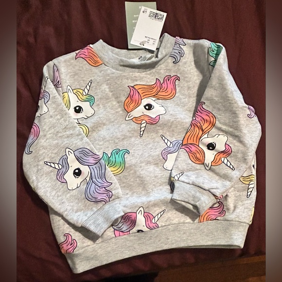 Sweatshirt - Picture 1 of 6